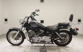 YAMAHA DRAGSTAR 250 VG02J