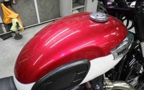 TRIUMPH BONNEVILLE T100 2022