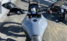 SUZUKI DL650 ( V-Strom 800 ) EM1BA