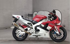 YAMAHA YZF-R1 RN01