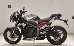 TRIUMPH STREET TRIPLE RS 2022