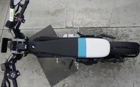 BMW CE02