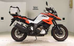 SUZUKI Vｽﾄﾛｰﾑ1050XT 2020 EF11M