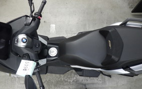 BMW C400GT 2025