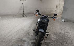 HARLEY FXFBS1870 2023 YLK