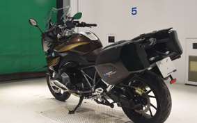 BMW R1250RS 2021