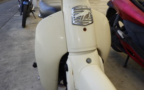 HONDA LITTLE CUB AA01