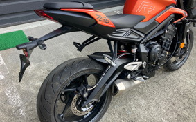 TRIUMPH TRIUMPH STREET TRIPLE R 2025 HDA604