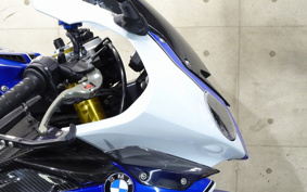 BMW HP4 2014 0D01