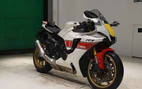 YAMAHA YZF-R1 2022 RN65J