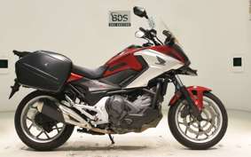 HONDA NC750X D 2017 RC90