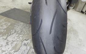 YAMAHA YZF-R1 2004