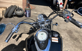 YAMAHA ROADSTER1700 SILVERED 2005 VP17