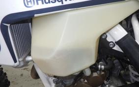 HUSQVARNA FE250