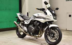 HONDA CB400 SUPER BOLDOR VTEC 2011 NC42