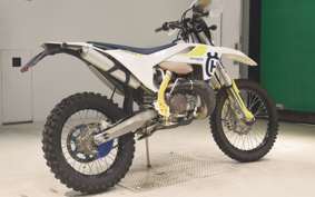 HUSQVARNA TE250I
