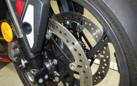 TRIUMPH STREET TRIPLE RS 2025