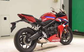 HONDA CB650R E-Clutch 2025 RH17