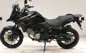 SUZUKI DL650 ( V-Strom 650 ) 2024 C733M