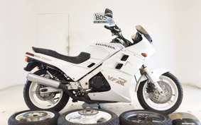 HONDA VFR750F 1987 RC24