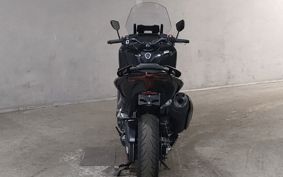 YAMAHA T-MAX 560 SJ19J