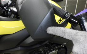 SUZUKI DL650 ( V-Strom 650 ) XTA 2026 C733M