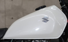 SUZUKI GLASS TRACKER BIG BOY NJ4BA