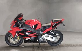 HONDA CBR954RR SC50