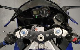 YAMAHA YZF-R1 RN04