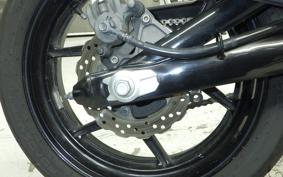 KAWASAKI ER600 F 2011