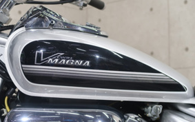 HONDA V-TWIN MAGNA MC29