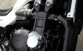 HONDA CB1300SB SUPER BOLDOR 2010 SC54