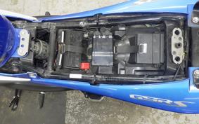 SUZUKI GSR250S