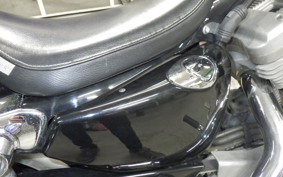 HARLEY XL883 2004