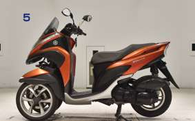 YAMAHA TRICITY 125 2001 SE82J