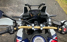 HONDA CRF1000L AFRICA TWIN 2016 SD04
