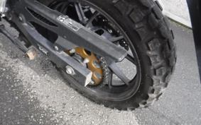 SUZUKI STROM 250 DS11A