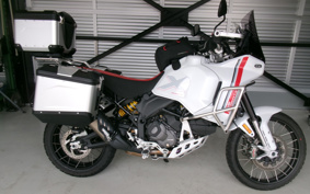 DUCATI DESERT X 2023 1X00