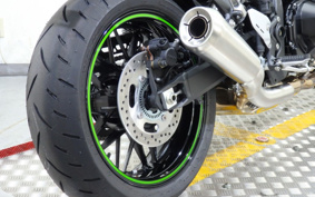 KAWASAKI Z900RS CAFE 2025 ZR900K
