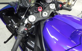 YAMAHA YZF-R1 2010