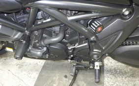DUCATI ディアベル DARK 2013
