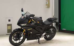 YAMAHA YZF-R3 2019