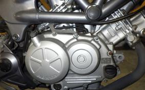 HONDA VTR 250 MC33