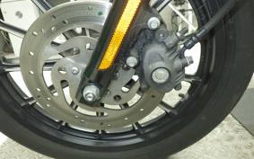 HARLEY XL883N 2010