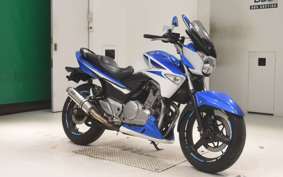 SUZUKI GSR250
