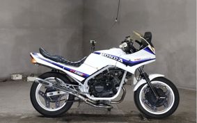 HONDA VT250F MC08