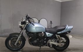 SUZUKI INAZUMA 400 GK7BA