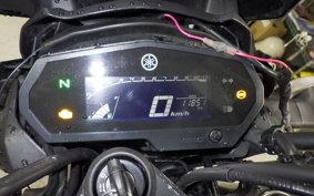 YAMAHA FZ25