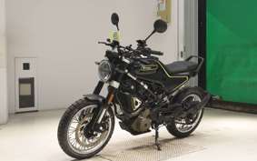 HUSQVARNA SVARTPILEN 401 2018