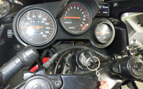 YAMAHA FZ750 1986 1FM